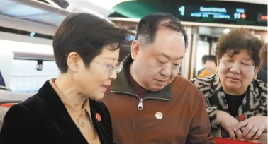 住陜?nèi)珖?guó)政協(xié)委員向全國(guó)政協(xié)十四屆三次會(huì)議提交146件提案