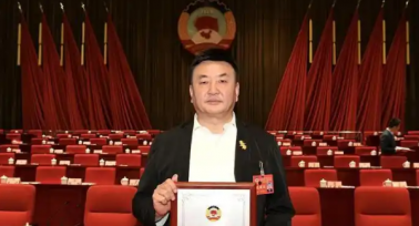 西安市政協(xié)委員李洪潔：建議醫(yī)體結(jié)合建設(shè)智能健康步道